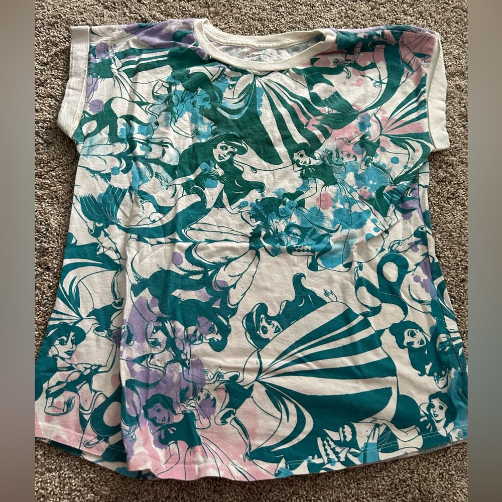 Disney Princess Women’s T-Shirt Size Medium